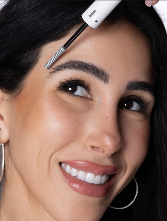 VoluBrow Laminating Gel | Long-Lasting Brow Hold